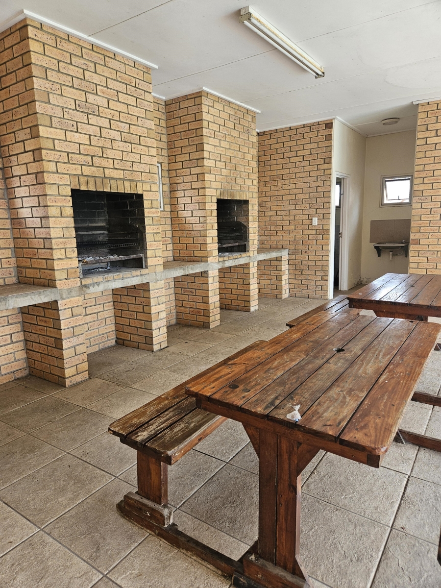 To Let 1 Bedroom Property for Rent in Bluewater Bay Eastern Cape